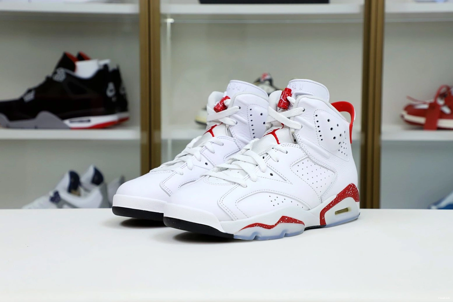 AIR RED OREO JORDAN 6 1203